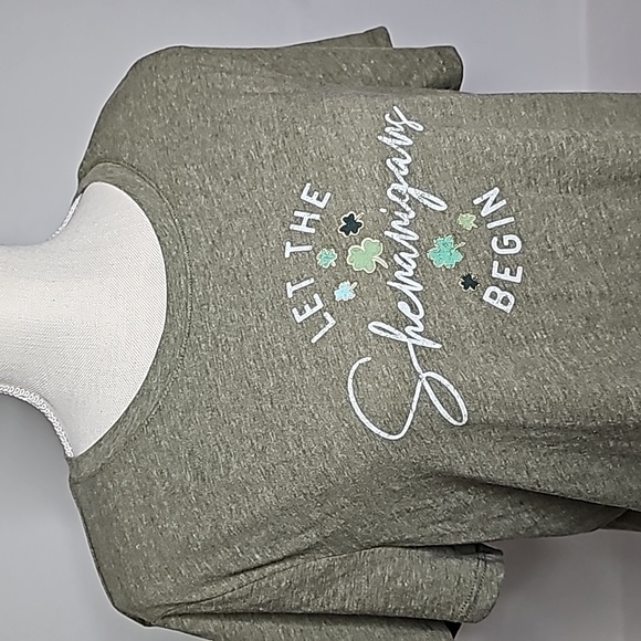 💰NWT! MAURICES ▪︎ ST. PATRICK'S DAY TOP ▪︎ SIZE L - Picture 3 of 8